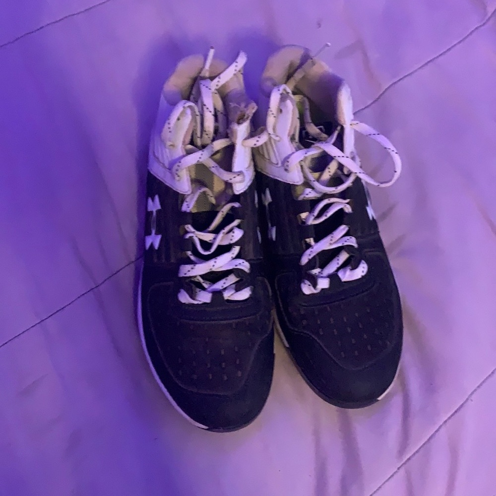 Girls Softball Cleats